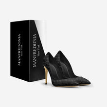 Load image into Gallery viewer, BLACK ALLIGATOR POINT TOE STILETTO PUMP
