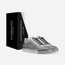 Load image into Gallery viewer, SILVER ALLIGATOR SNEAKER